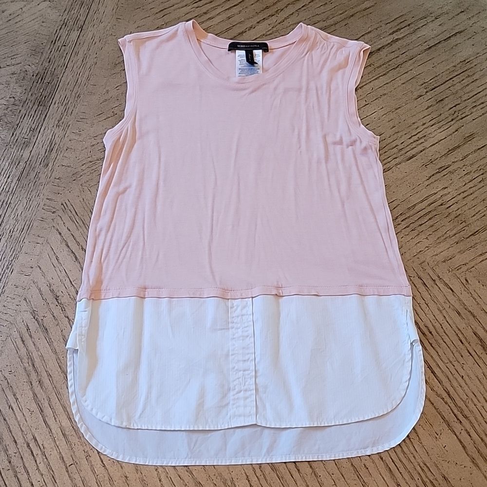 BCBGMAXAZRIA pink and white sleeveless top XXS fit a size S too